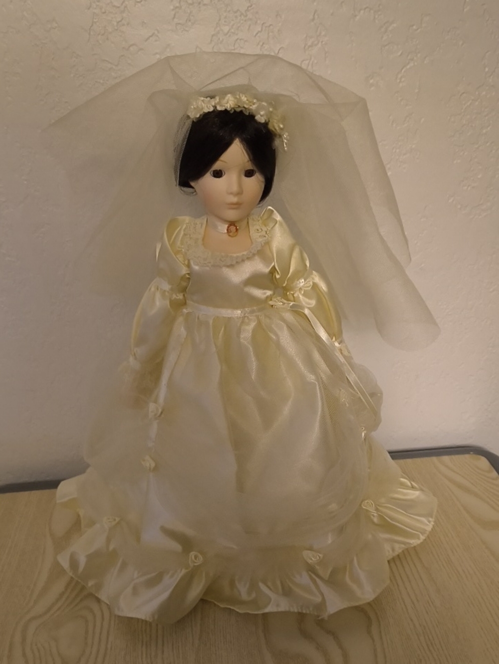 Seymour Mann 1984 Limited Edition Elegant Asian Porcelain Bridal Doll In Gown